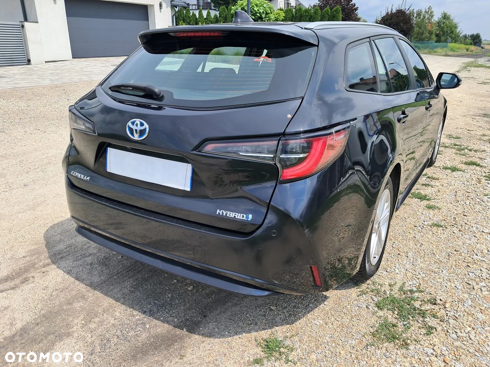 Toyota Corolla 1.8 Hybrid Active - 24