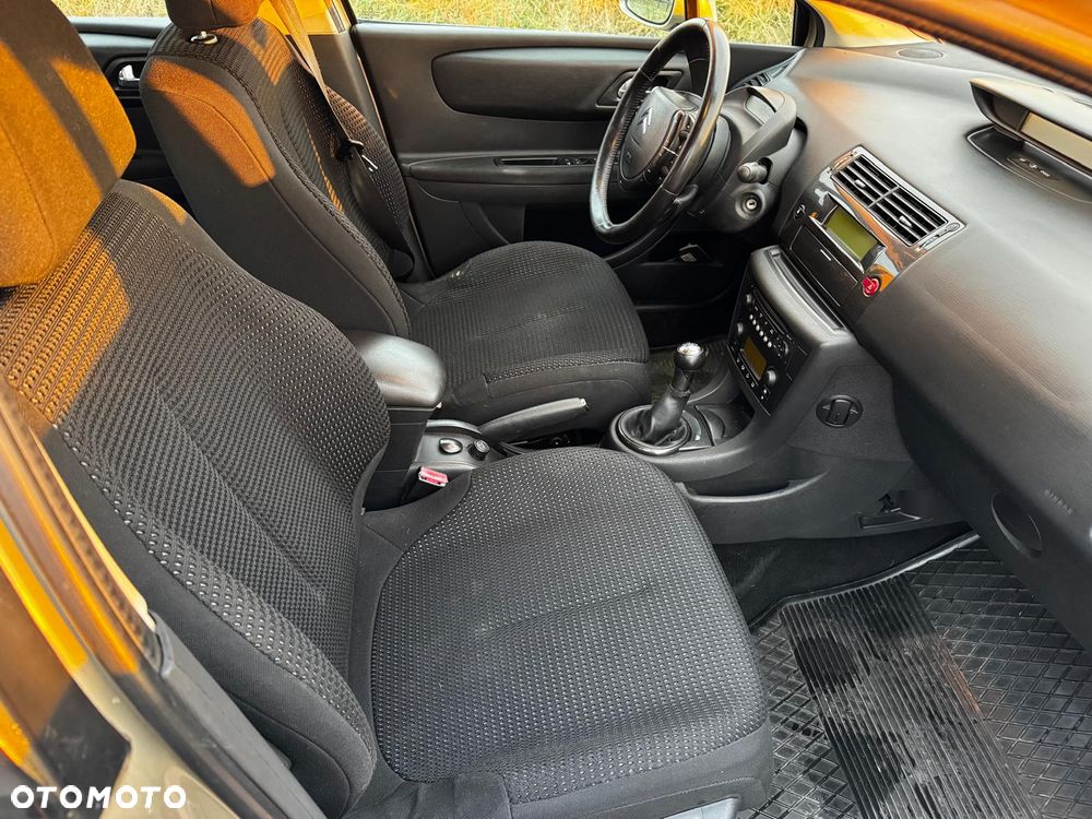 Citroën C4 1.6 HDi SX - 8