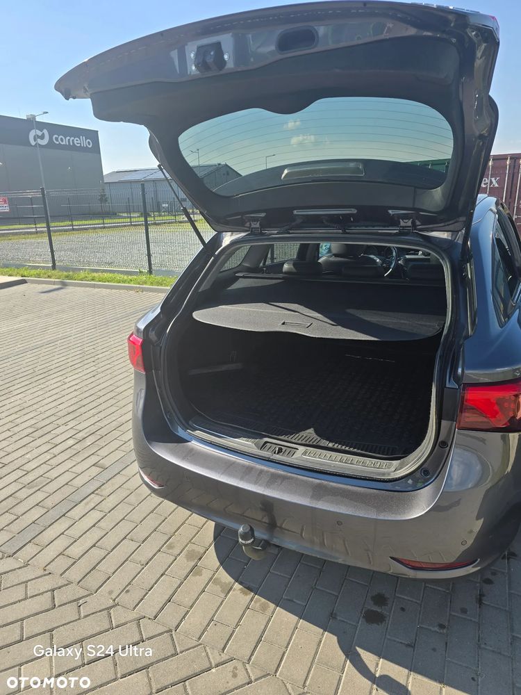Toyota Avensis 2.0 Prestige MS - 4