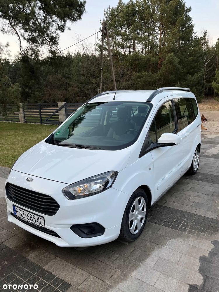 Ford Tourneo Courier 1.5 TDCi Trend - 21