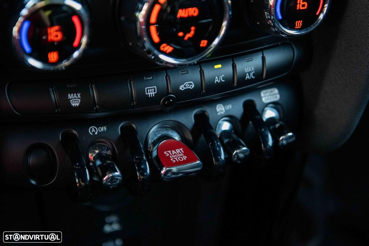 MINI 3 Portas Cooper Premium JCW Auto - 23