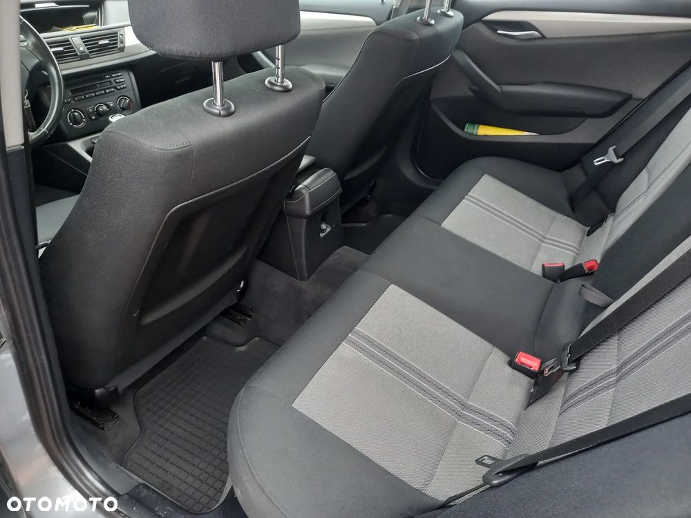 BMW X1 xDrive20d - 14