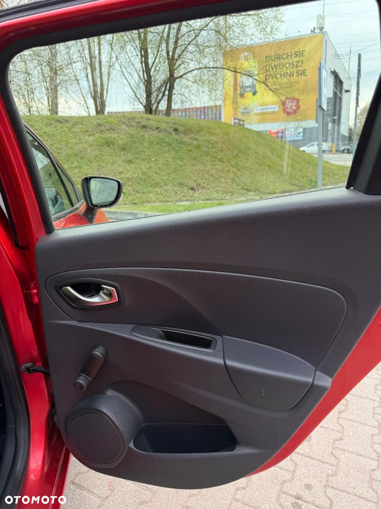 Renault Clio 1.2 Enegry TCe Limited EDC - 33