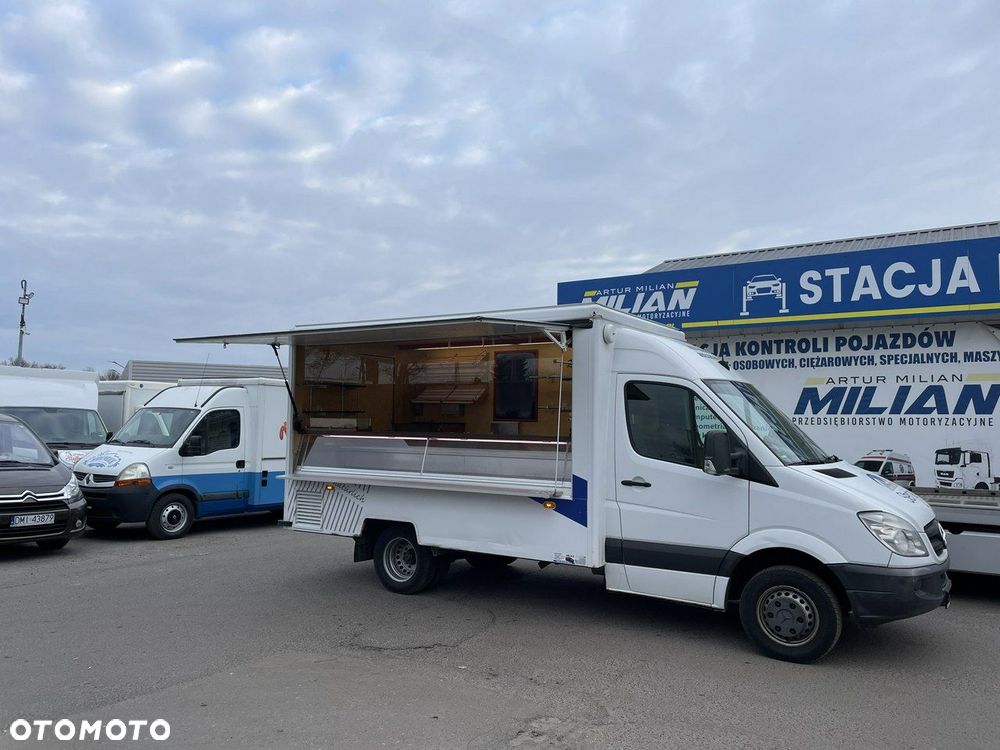 Mercedes-Benz Sprinter - 12