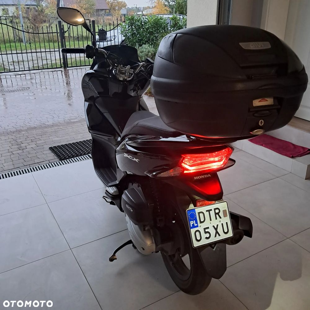 Honda PCX - 3