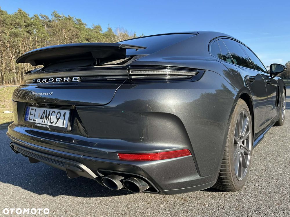 Porsche Panamera - 33