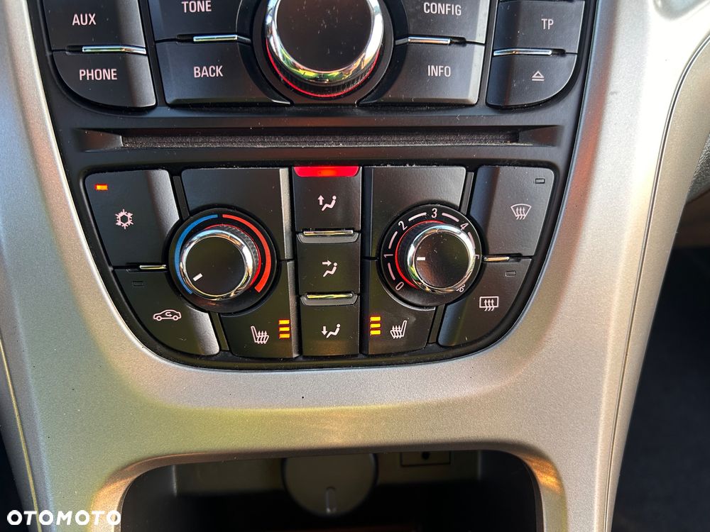 Opel Astra 1.6 Design Edition - 20