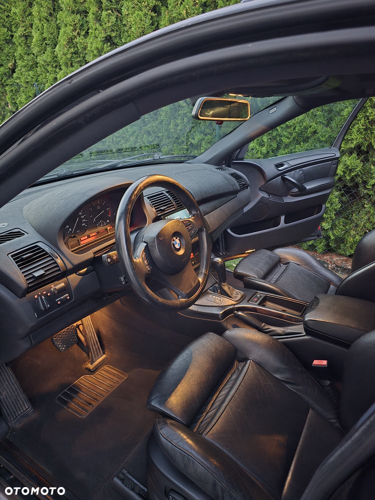 BMW X5 4.4i - 18