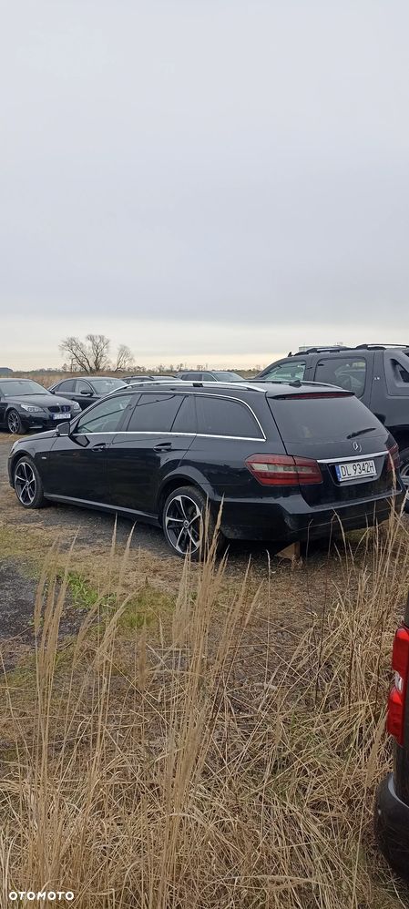 Mercedes-Benz Klasa E 220 CDI BlueEff Elegance - 4