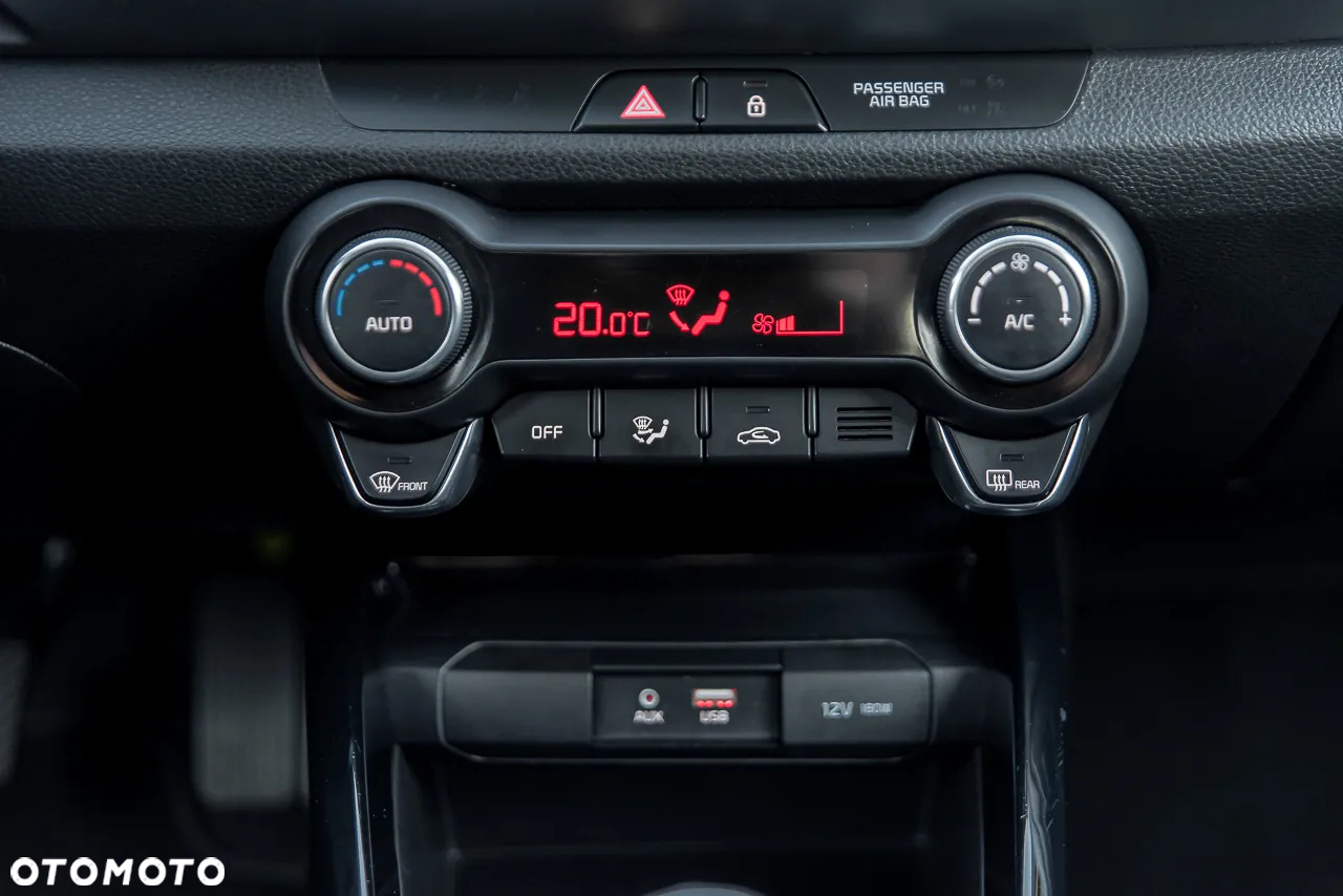 Kia Stonic - 10