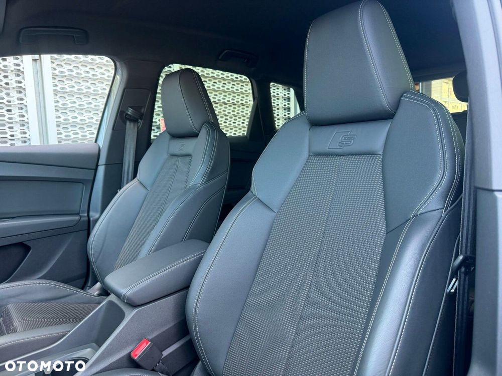 Audi Q4 e-tron 35 52kWh S Line - 27