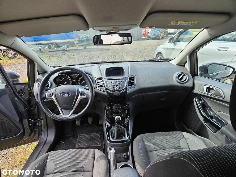 Ford Fiesta 1.0 EcoBoost Titanium - 5
