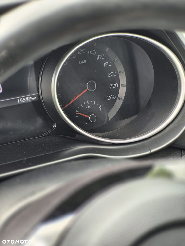 Kia XCeed 1.5 T-GDI M - 6