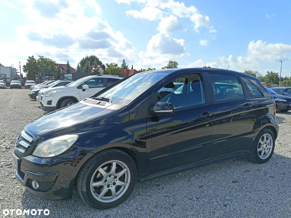 Mercedes-Benz Klasa B - 1