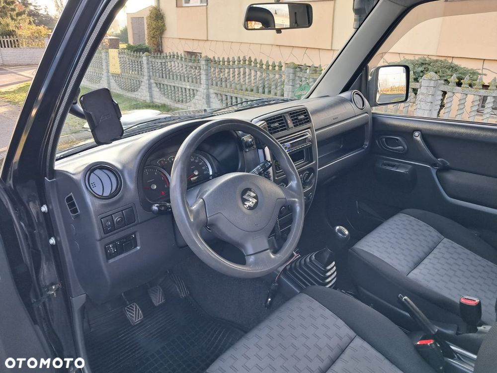 Suzuki Jimny - 23