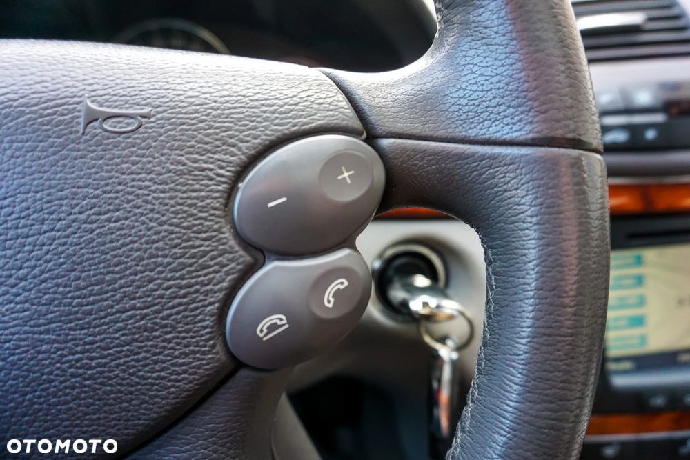 Mercedes-Benz Klasa E 200 Kompressor Automatik Elegance - 25