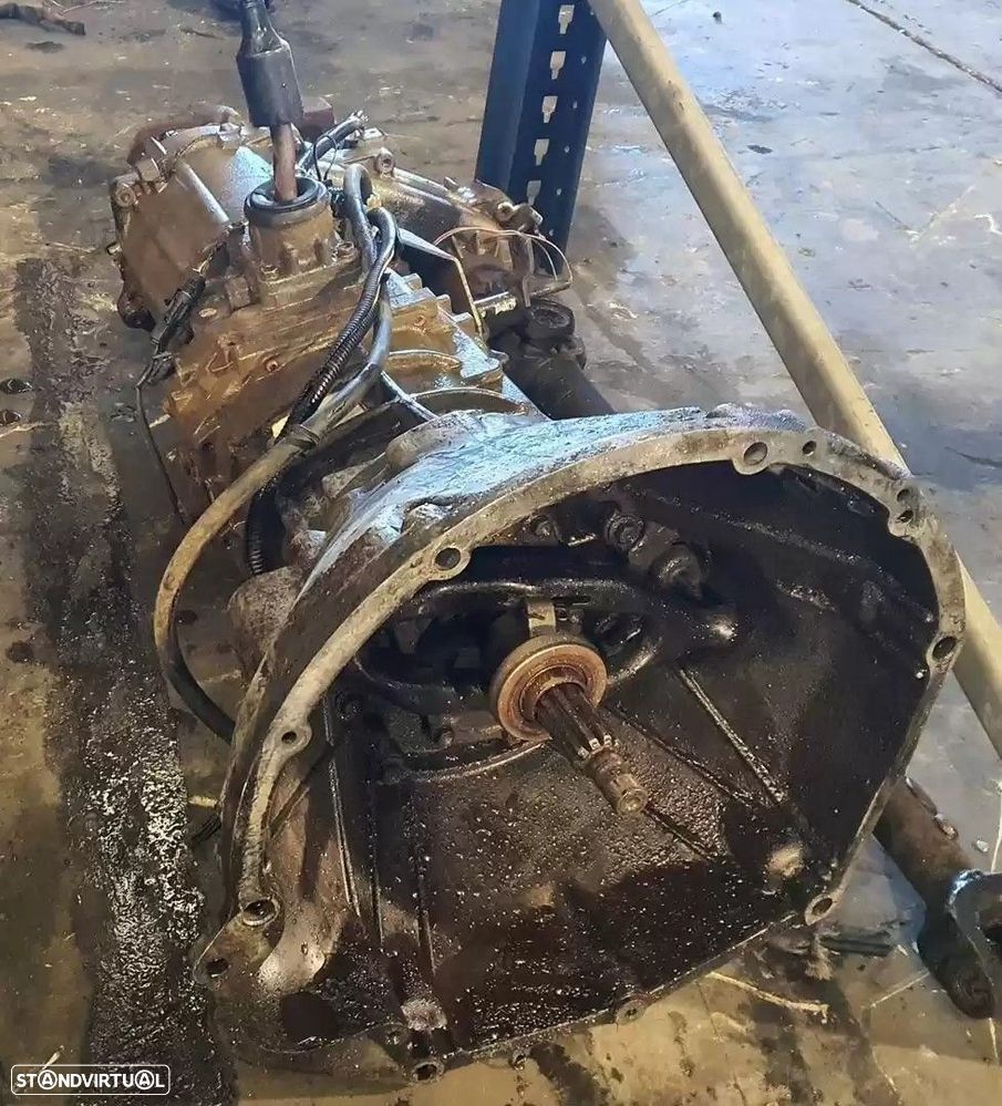 CAIXA VELOCIDADES JEEP CHEROKEE 1987 - - 4