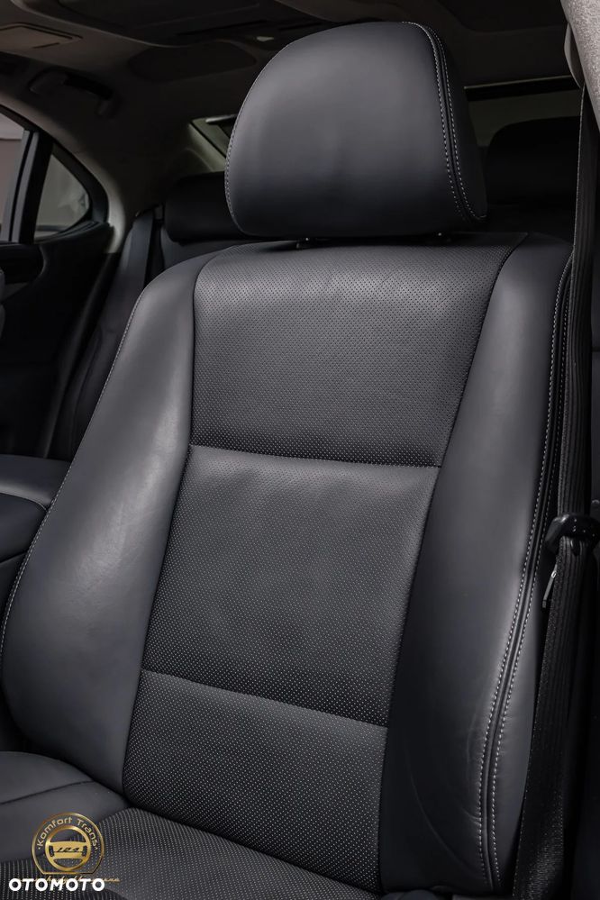 Lexus LS 600h Luxury Line - 26