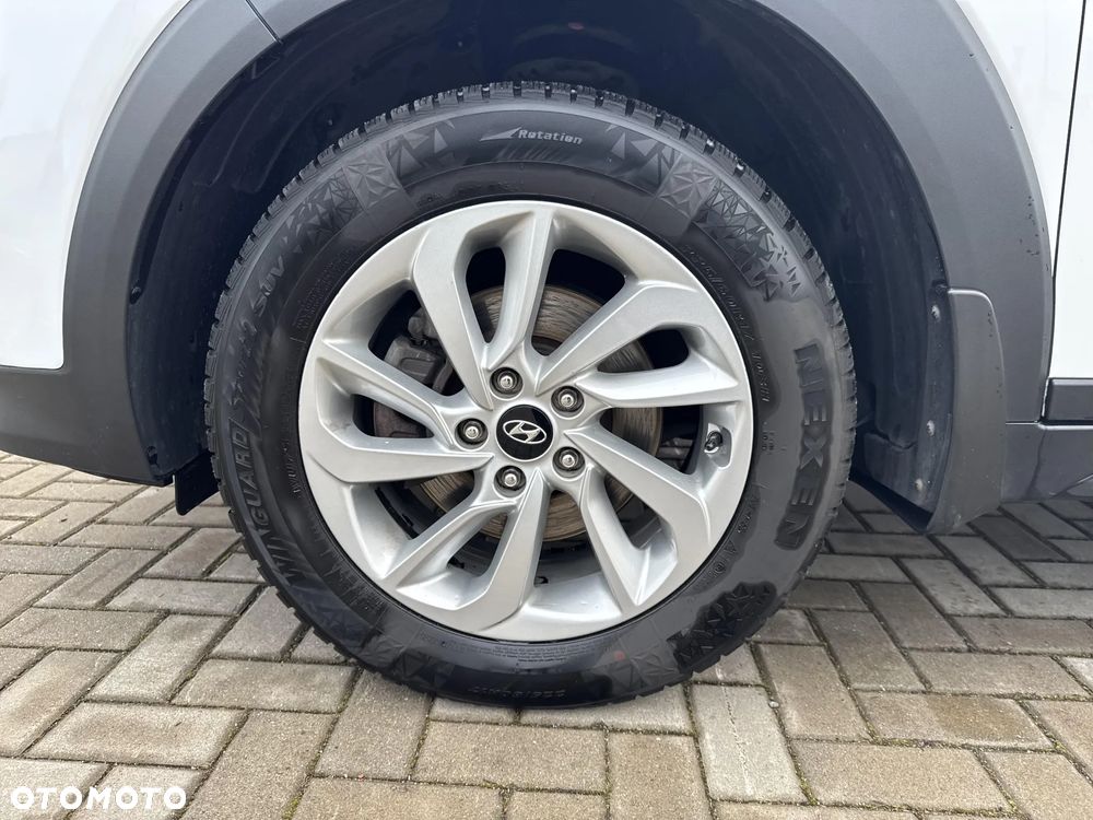 Hyundai Tucson 1.6 GDI BlueDrive Comfort 2WD - 18