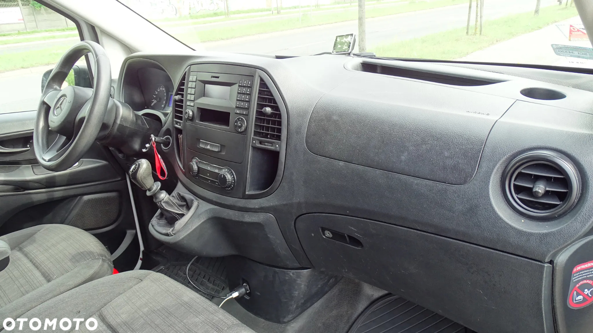 Mercedes-Benz VITO - 12
