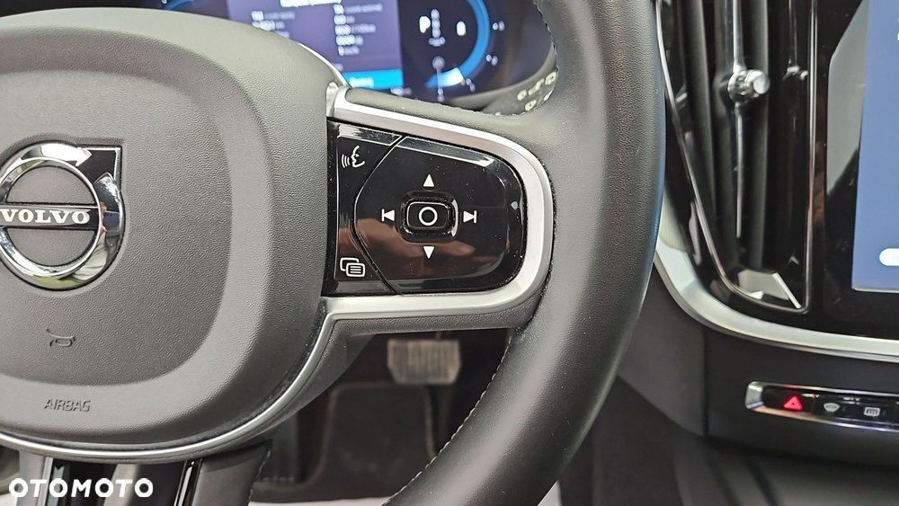 Volvo V60 B4 D Plus Dark - 15