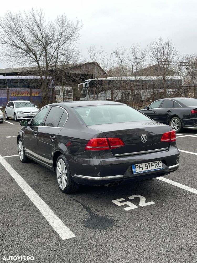 Volkswagen Passat 2.0 TDI Blue TDI DSG Comfortline - 5