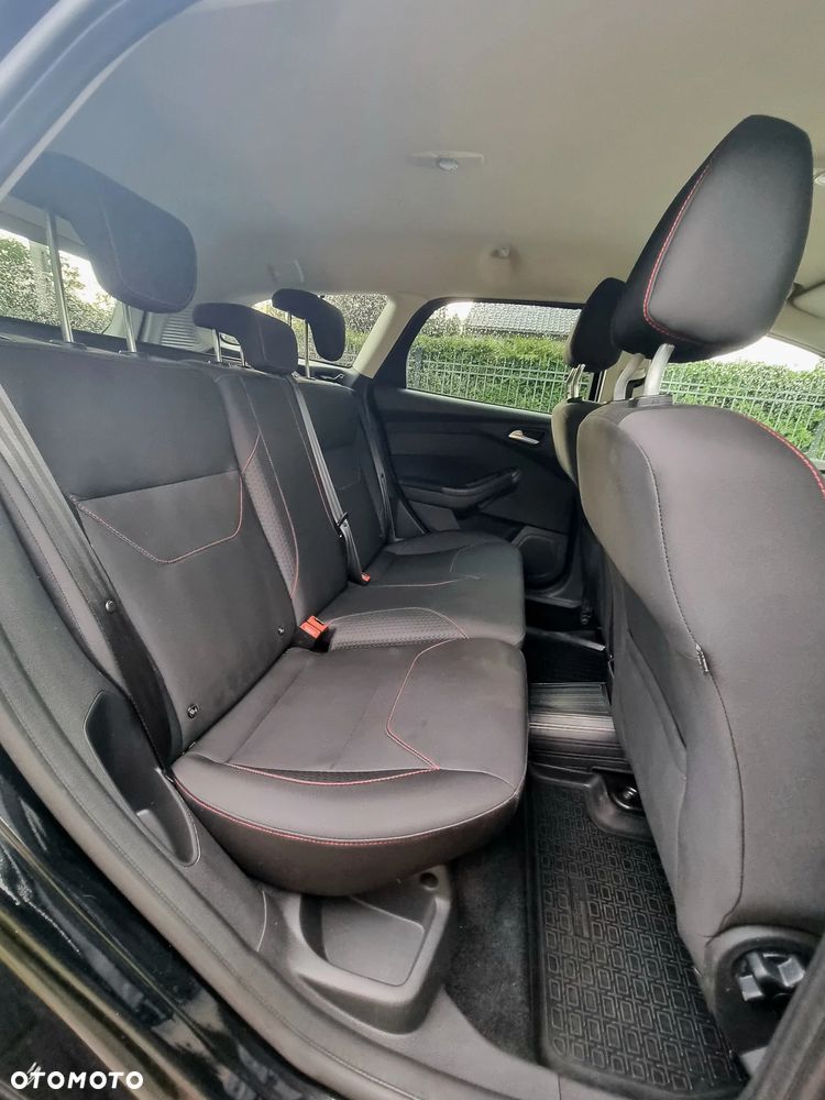 Ford Focus - 11