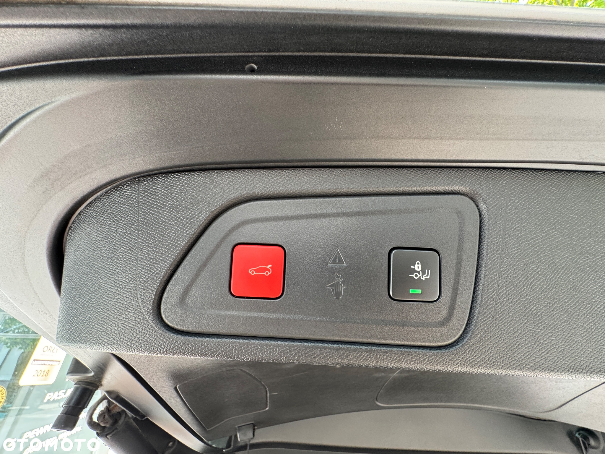 Citroën C5 Aircross 1.6 PureTech Shine EAT8 - 14