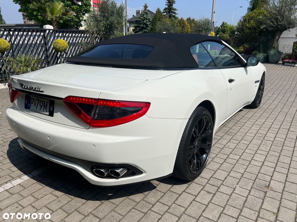 Maserati GranTurismo S Automatik - 3