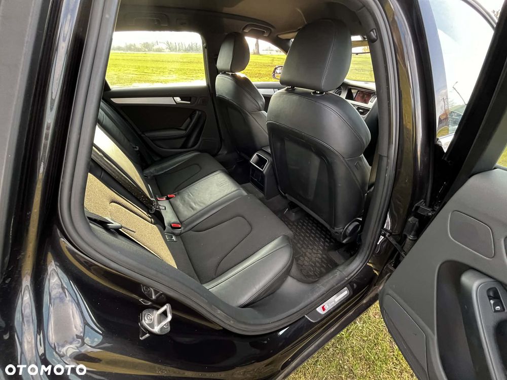 Audi A4 Avant 2.0 TDI DPF S line Sportpaket - 13