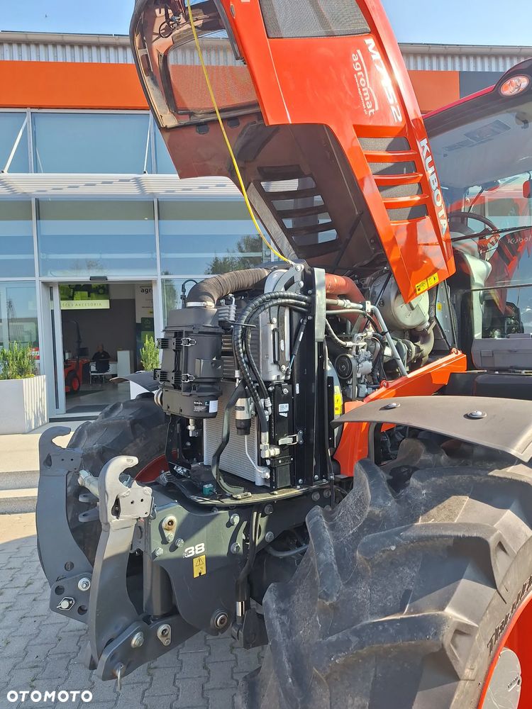 Kubota M7 152 - 10