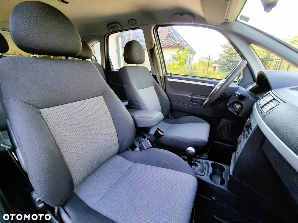 Opel Meriva - 12
