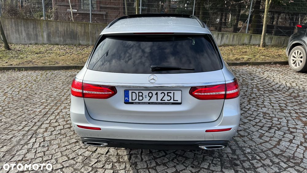 Mercedes-Benz Klasa E 220 d 9G-TRONIC - 7