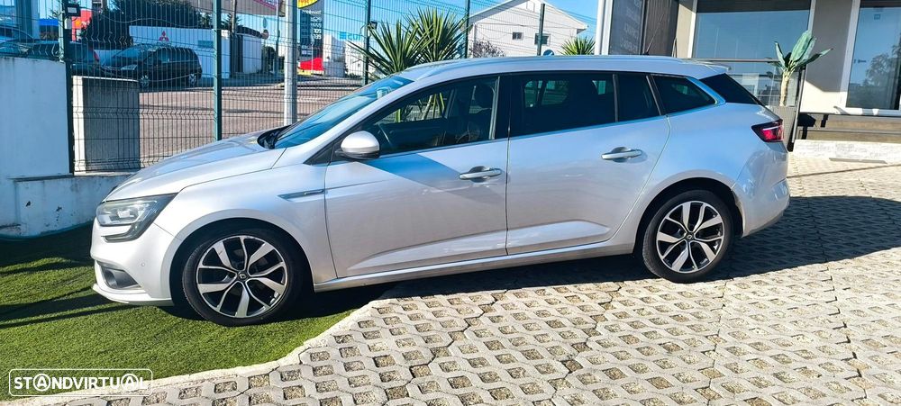 Renault Mégane Sport Tourer 1.5 dCi Limited EDC - 4