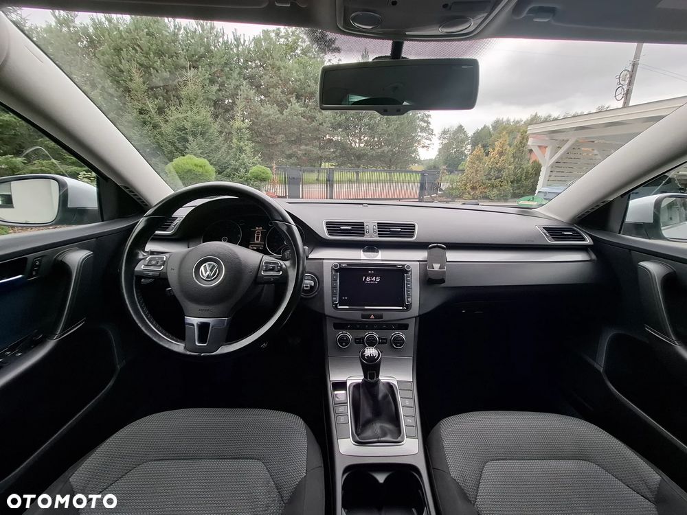 Volkswagen Passat 1.4 TSI BlueMotion Technology Trendline - 33