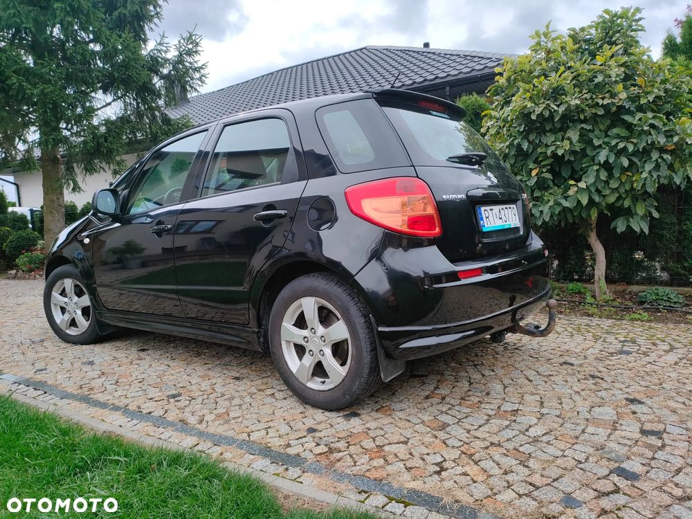 Suzuki SX4 1.6 Comfort - 4