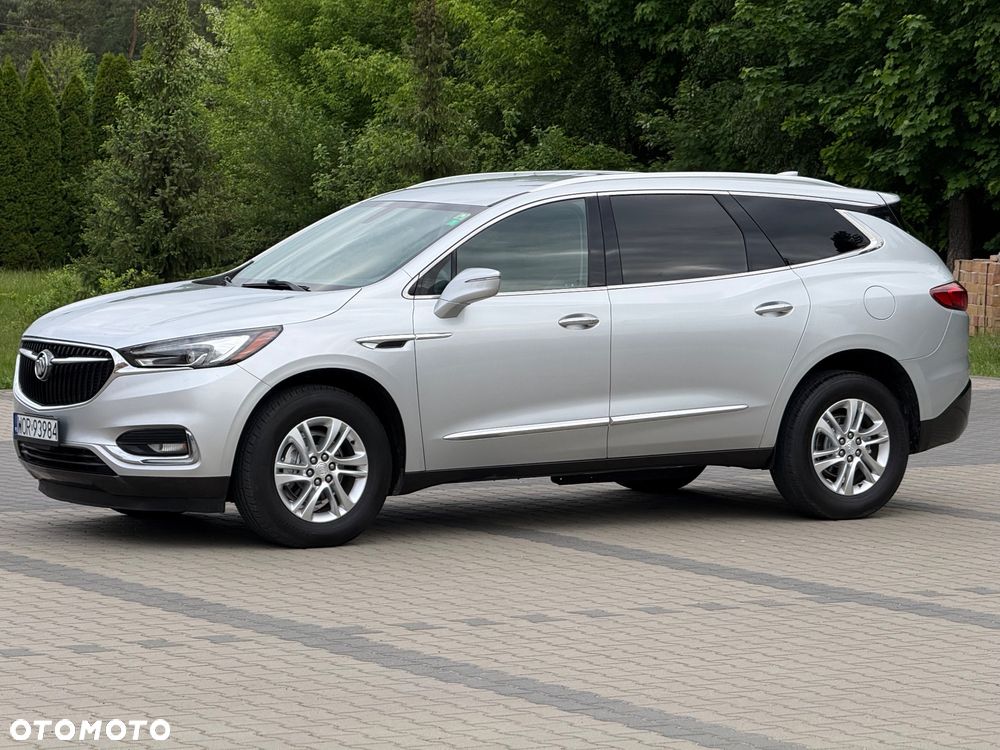 Buick Enclave - 10