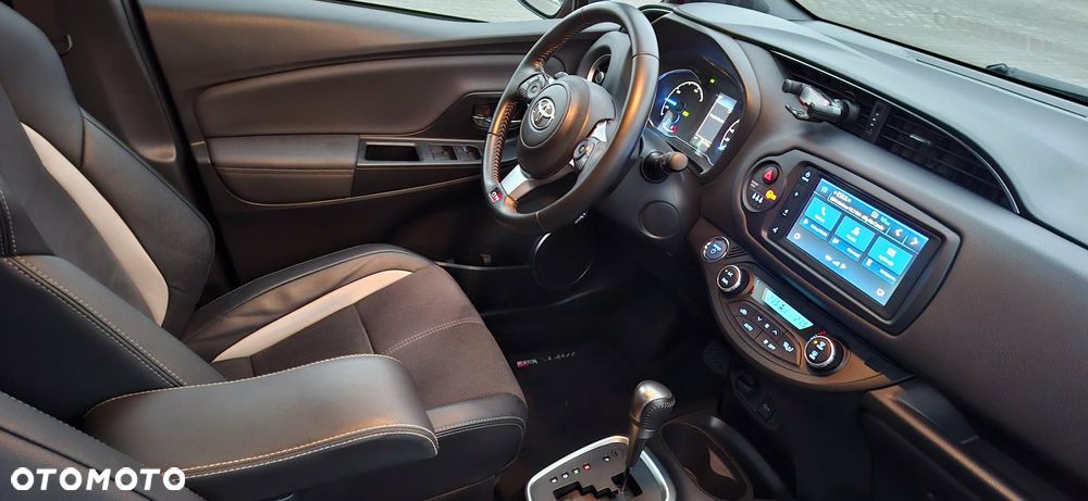 Toyota Yaris - 6