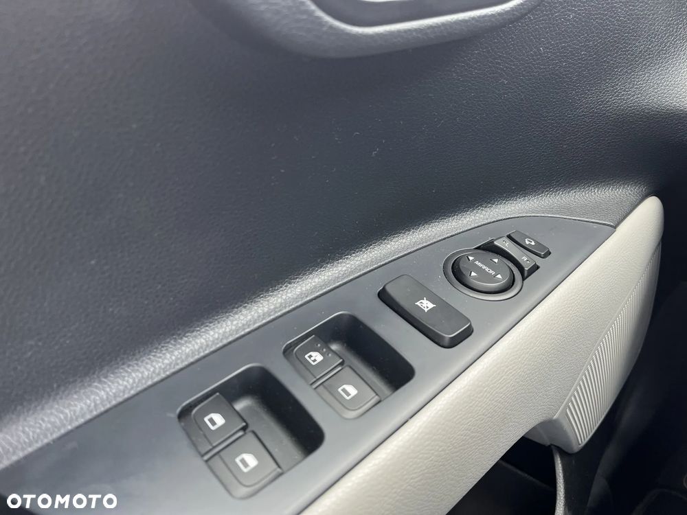 Kia Stonic 1.0 T-GDI L DCT - 23