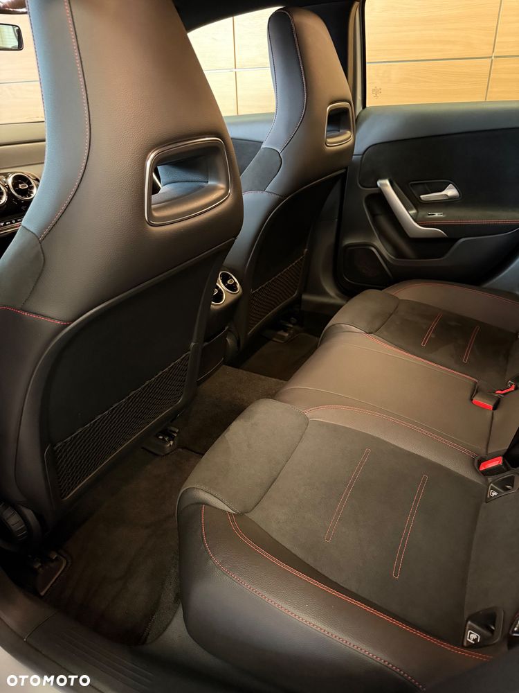 Mercedes-Benz Klasa A 250 AMG Line 7G-DCT - 10