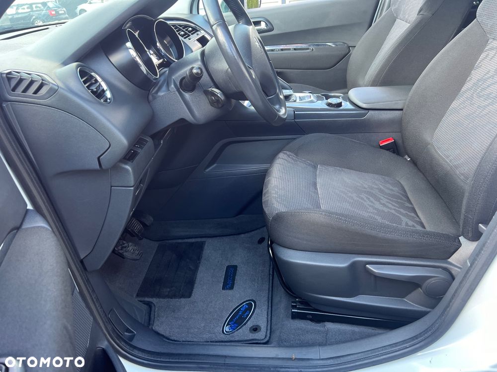 Peugeot 3008 1.6 HDi Trendy - 20