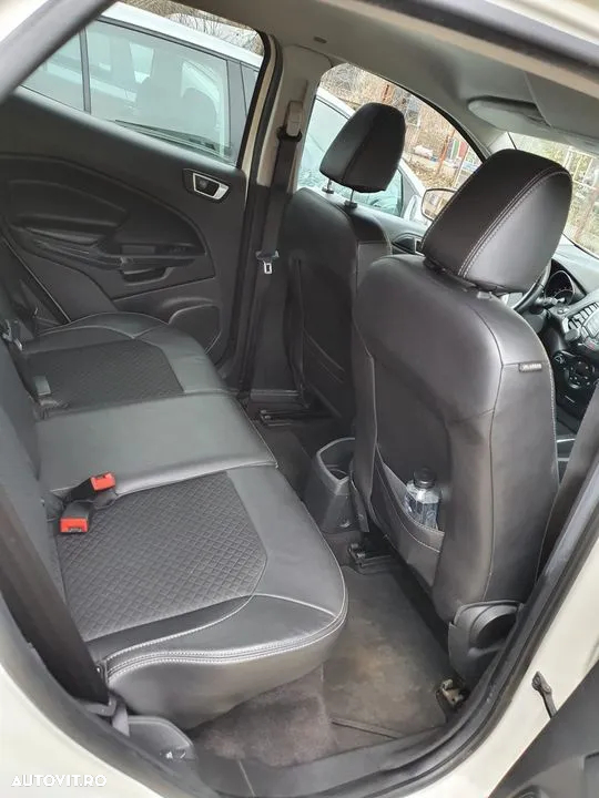 Ford EcoSport 1.5 TDCi Titanium - 9
