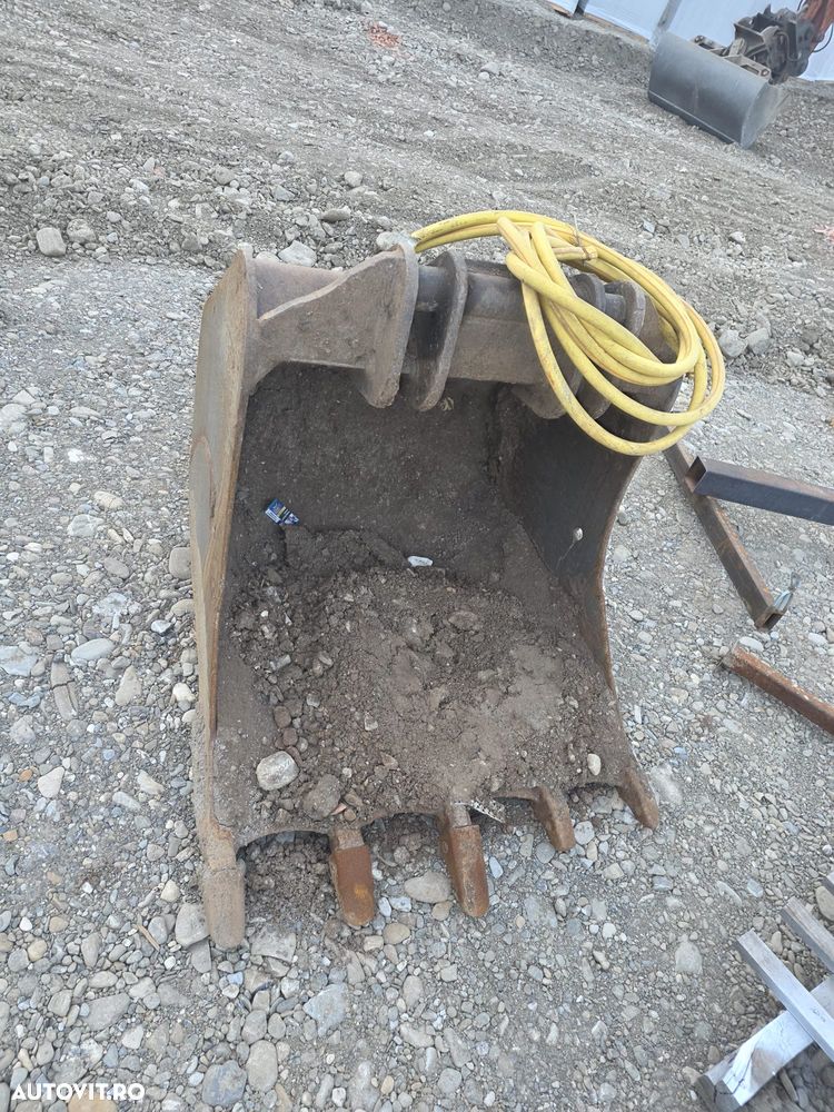 Hitachi zaxis 140 w - 7