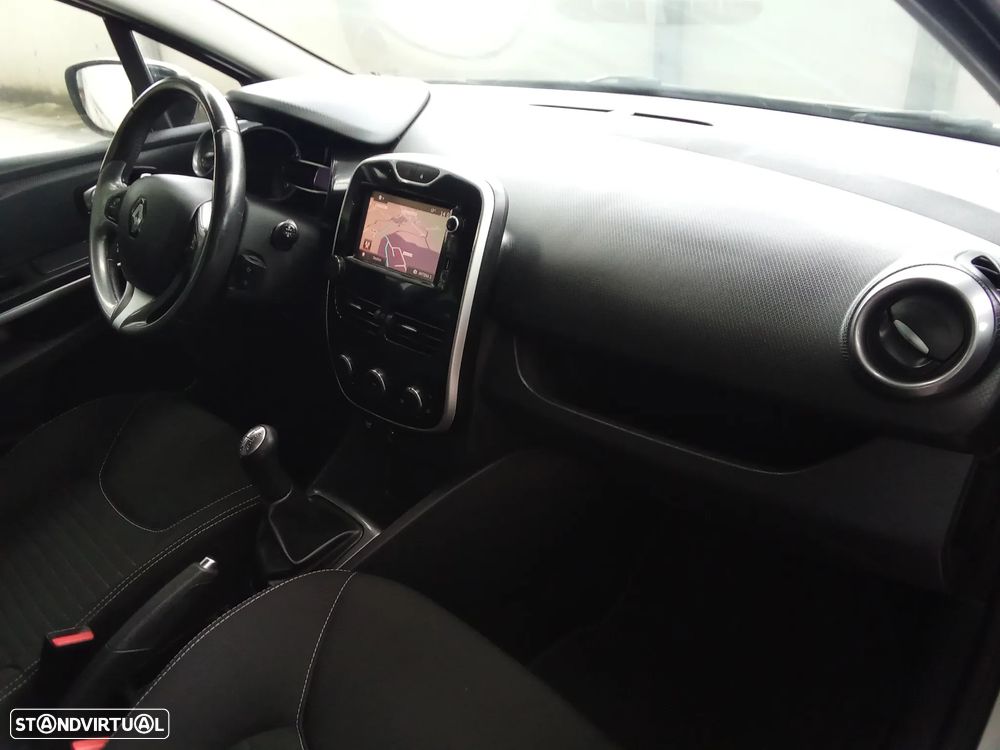 Renault Clio Sport Tourer 1.5 dCi Limited - 10