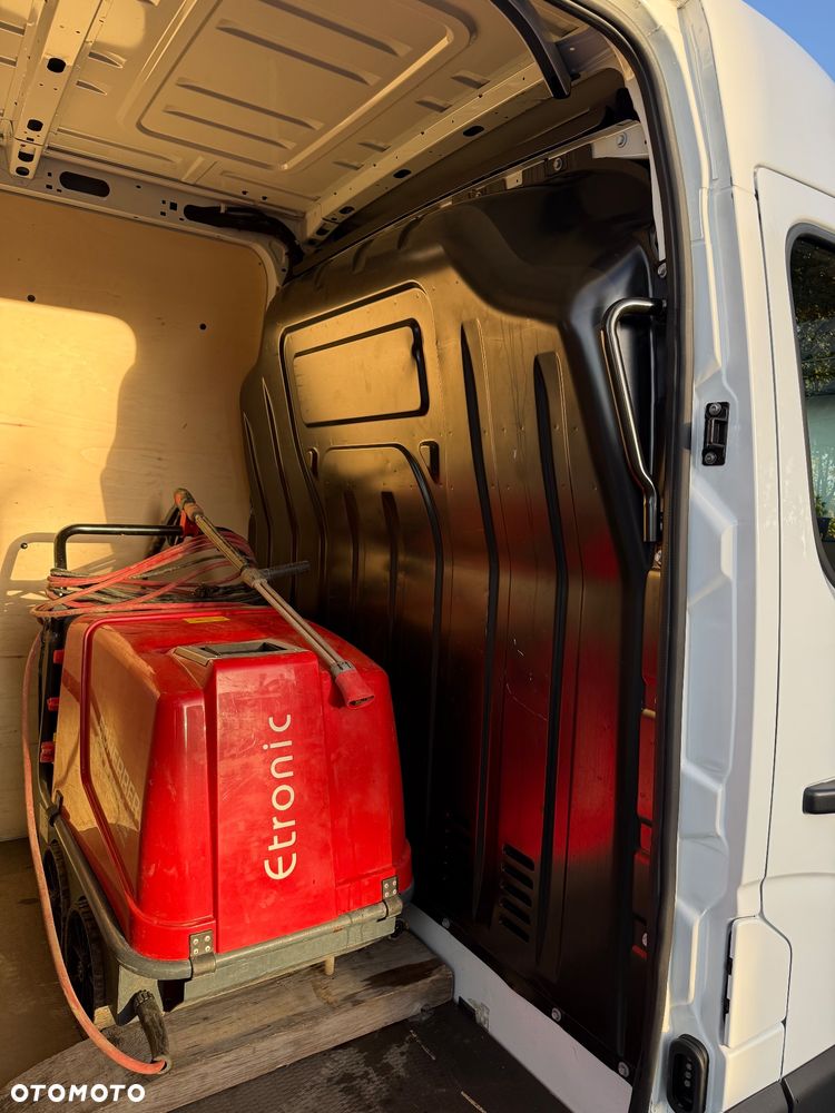 Renault Master - 29