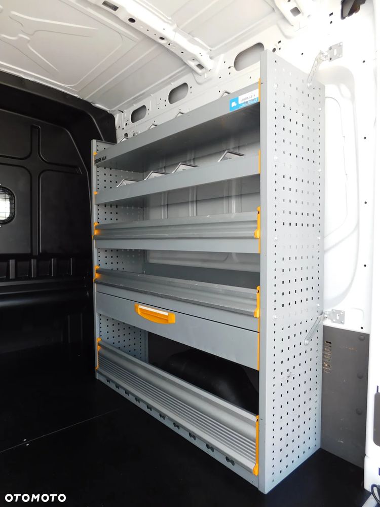 Ford Transit - 4