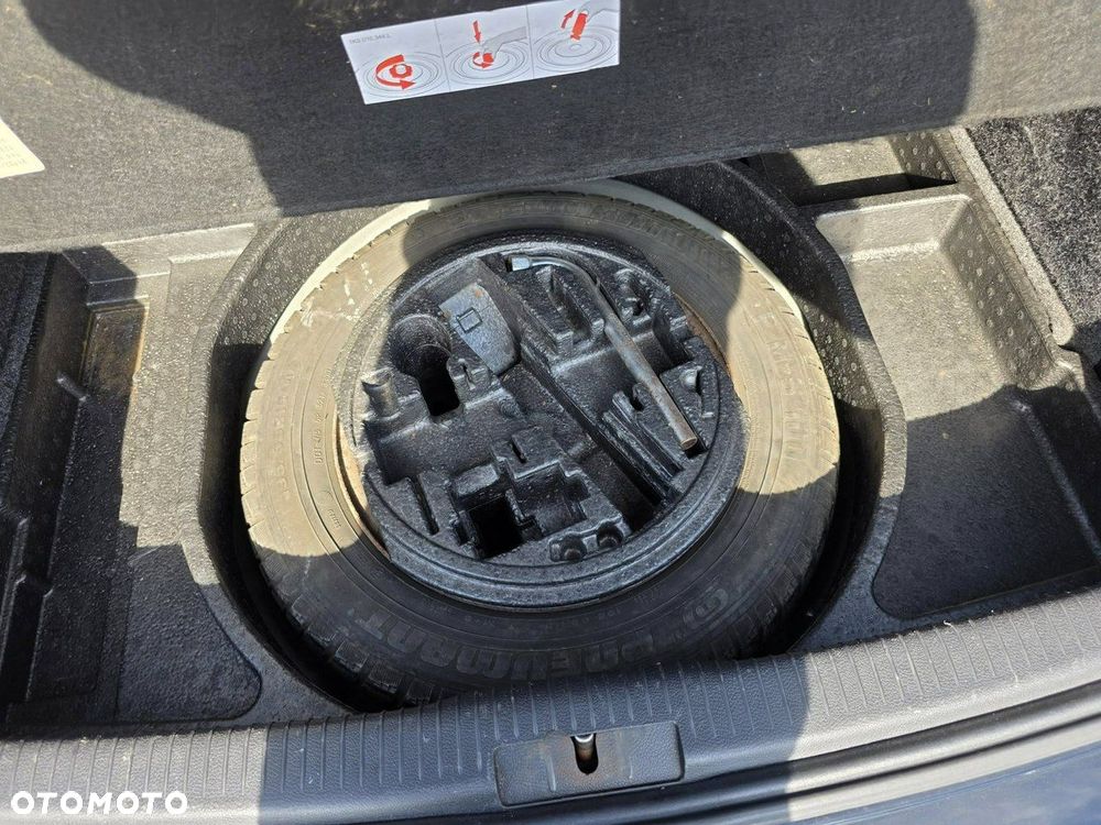 Volkswagen Golf 1.6 Sportline - 21