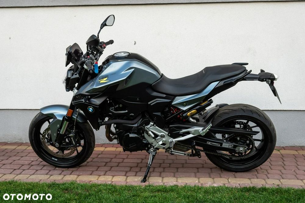 BMW F - 5