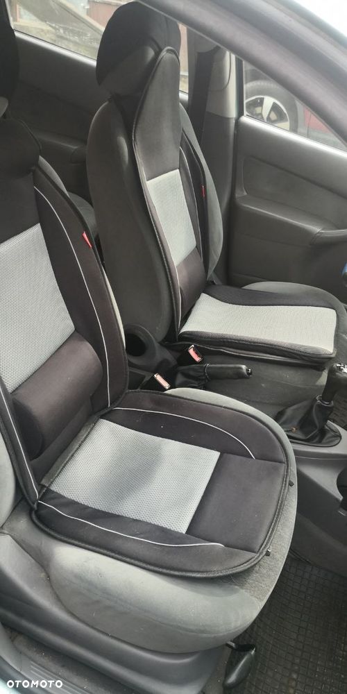 Ford Focus 1.6 Ambiente - 7