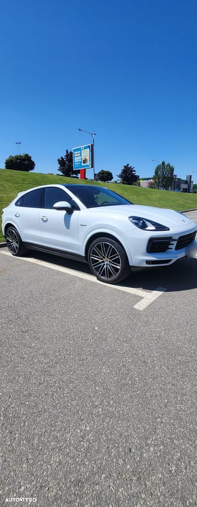 Porsche Cayenne Coupe Tiptronic S Platinum Edition - 8